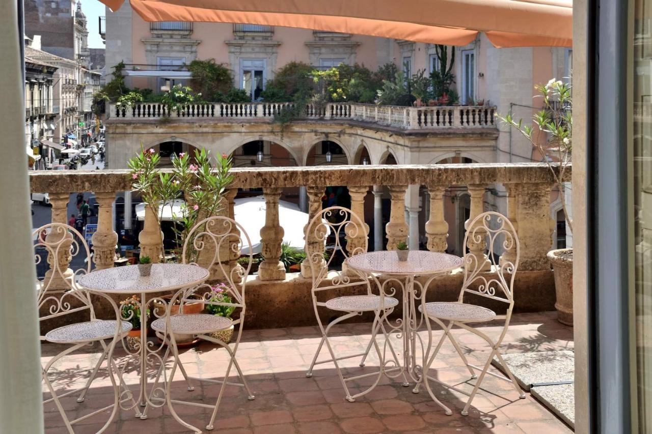 Bellini Inn Deluxe Catánia Buitenkant foto